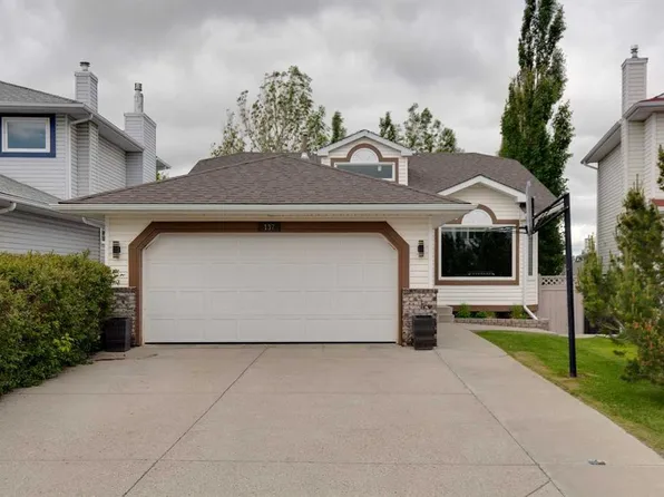 137 SW Arbour Ridge Cir NW, Calgary, AB T3G 3Y9
