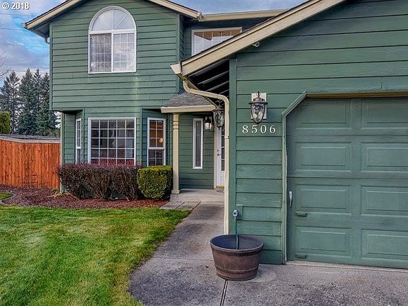 2nd image of 8506 NE 66th St