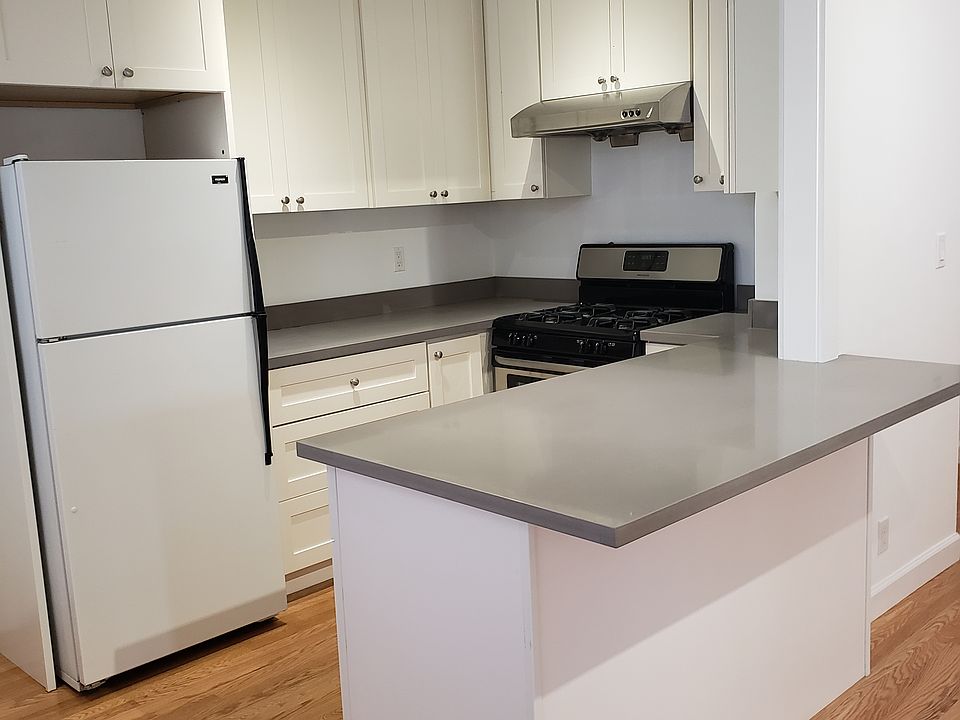 quartz counters and new cabinetry