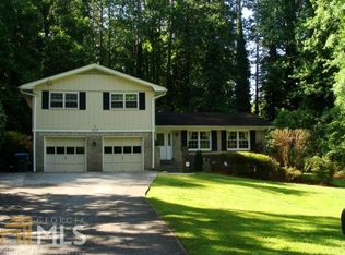 409 Dorsey Cir, Lilburn, GA 30047