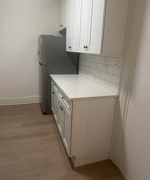 900 Summit Ave #8 — Photo 7