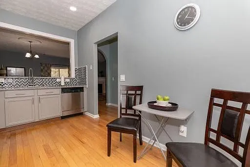 2023 Austin Park Cir — Photo 32