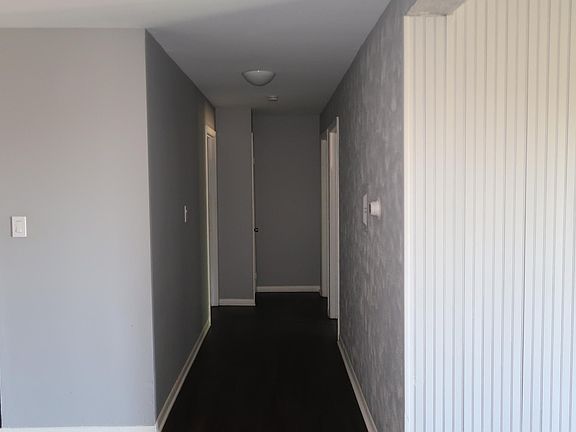 4th image of 1085 Valley Ln #8-315