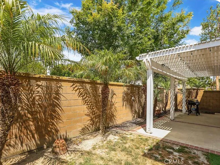 20909 Monarch Ln — Photo 3