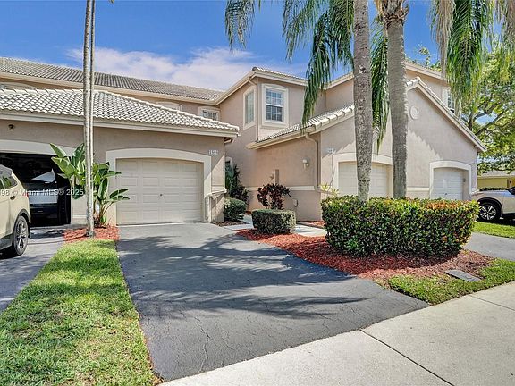 3rd image of 1808 Salerno Cir #1808