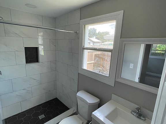 3rd image of 4001 28th St N #B