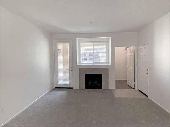 4th image of 41410 Juniper St Unit 1924