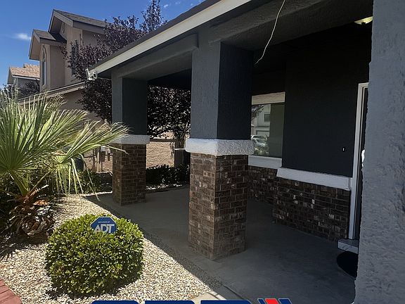 3rd image of 3008 Tierra Polar Dr