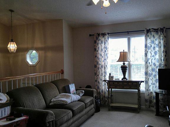 4th image of 298 Emma Grace Dr