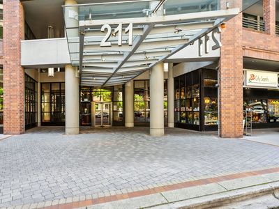 211 E Ohio St APT 2624, Chicago, IL, 60611