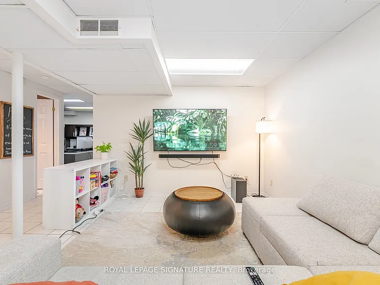 4426 Weeping Willow Dr — Photo 31