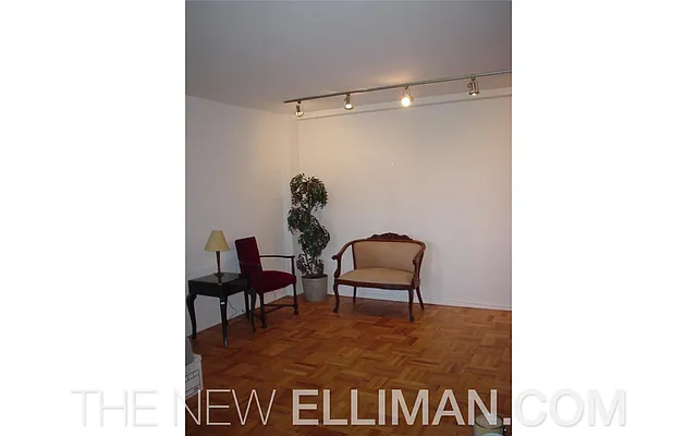 Sold by Douglas Elliman | media 22