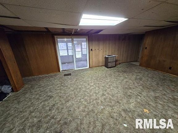 5th image of 3209 Wild Rose Dr