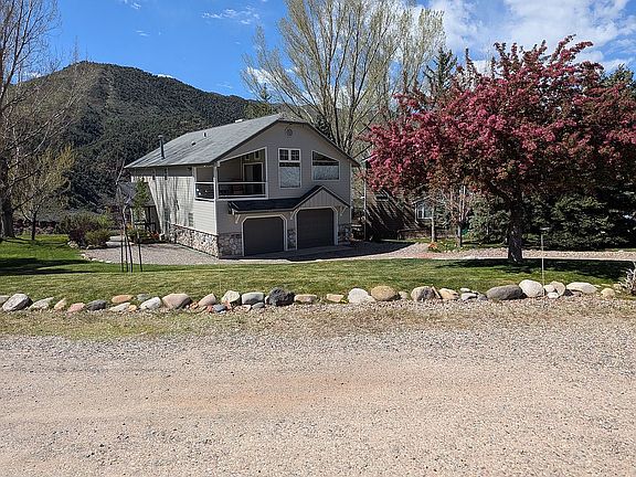 2nd image of 502 Canyon Creek Dr