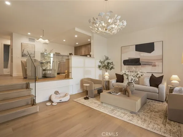 7234 Marina Pacifica Dr S, Long Beach, CA 90803