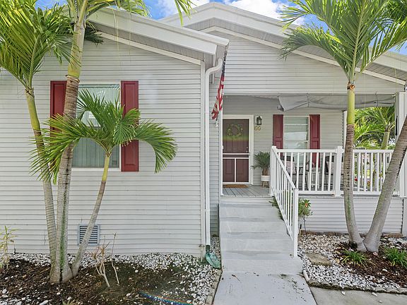 4th image of 2555 Pga Boulevard #55