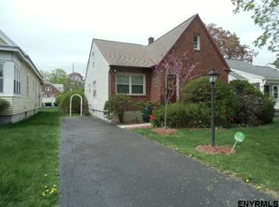 12 Clayton Pl, Albany, NY 12209
