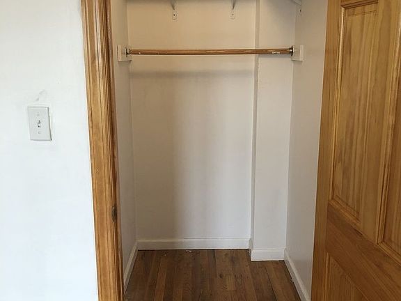 5th image of 3045 32nd St APT 4A