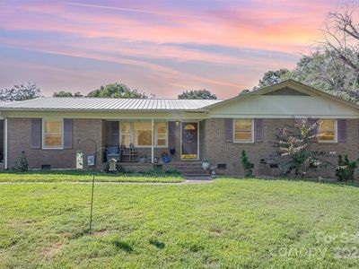 311 Rollingwood Dr, Stanley, NC, 28164