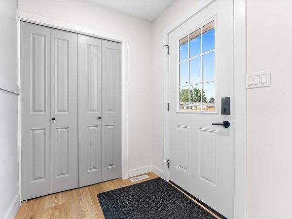 4th image of 4009 37th Ave NW
