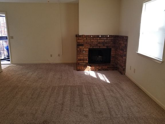 2nd image of 3608 Hawthorne Dr #1