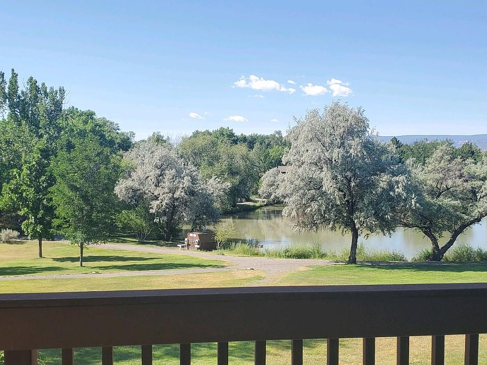 1st image of 1035 Lakeside Dr