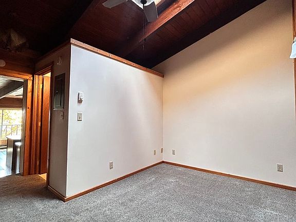 4th image of E6270 866th Ave APT 502