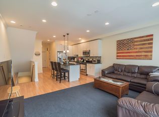 735 N 20th St #B, Philadelphia, PA 19130