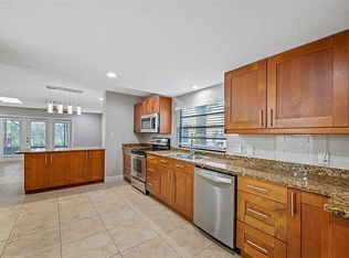 3910 W Pine St, Tampa, FL 33607
