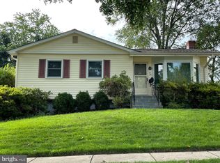 1035 Welsh Dr, Rockville, MD