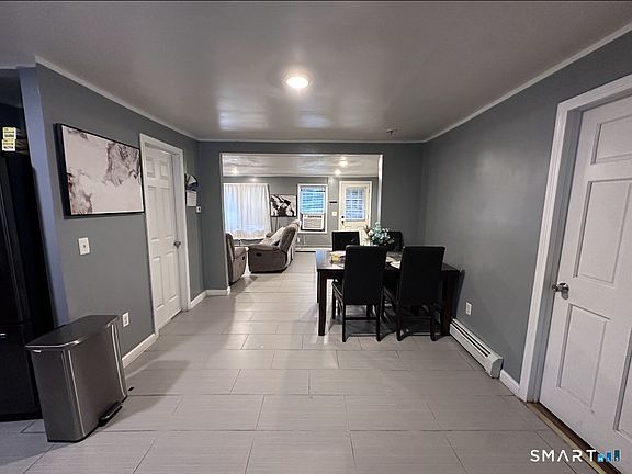 3rd image of 139 Hickory Street