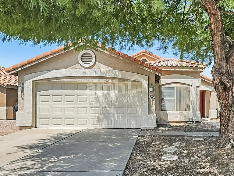 242 S Valle Verde — Photo 1