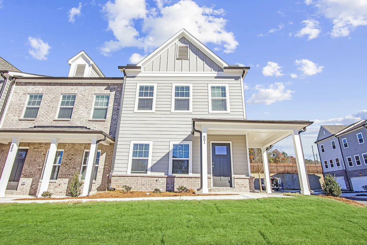 Building Photo - Mulberry Glen