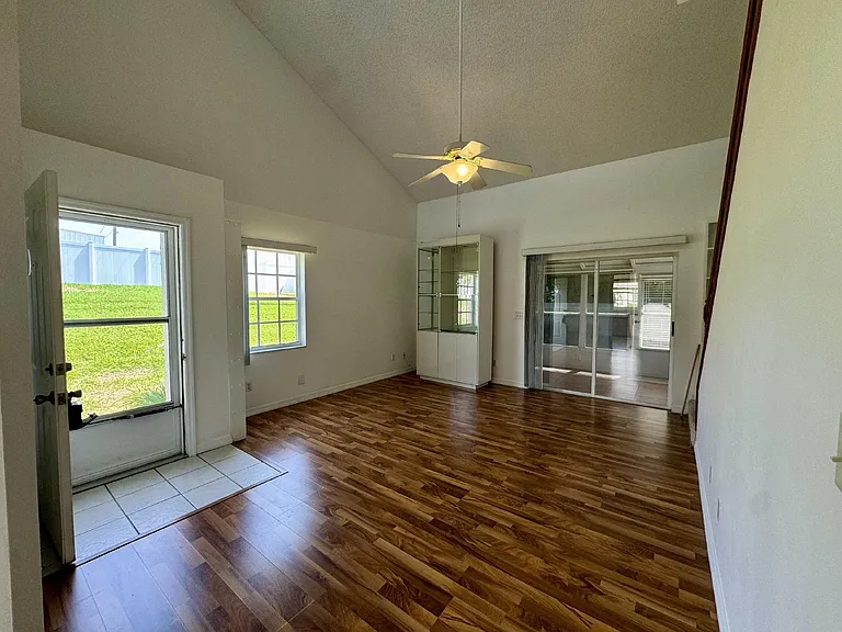 1455 Disston Ave — Photo 18