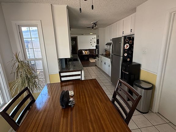 5th image of 3404 W Golf Course Rd