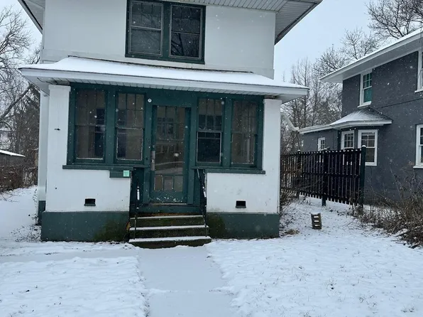 96 Oliver St, Pontiac, MI 48342