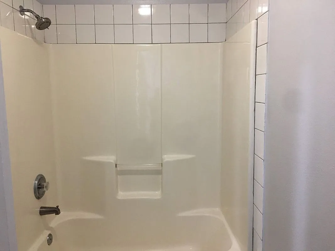 2 bed, 2.0 bath, 991 sqft, $1,650 — Photo 2