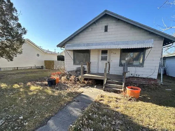 513 S Main St, Rushville, NE 69360