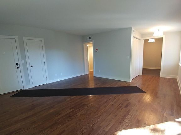 2nd image of 4426 Pennsylvania Ave