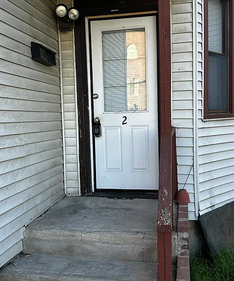 6 Sullivan Ave #2 — Photo 6