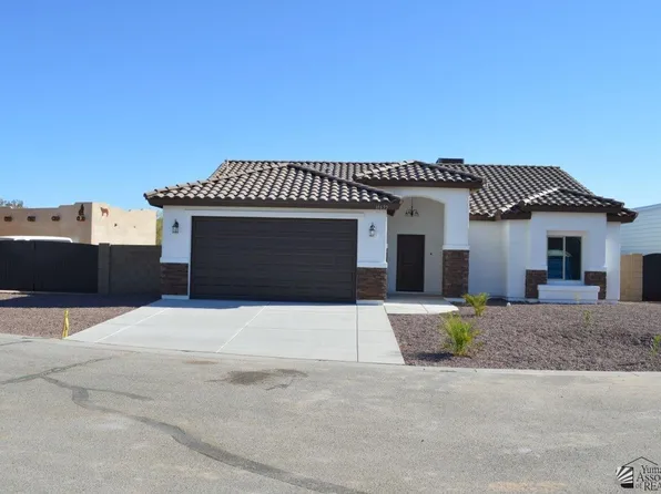 11635 S Cactus St, Wellton, AZ 85356