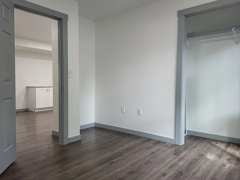 703 Ash St — Photo 5