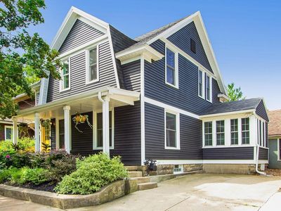 293 Rosewood Ave SE, East Grand Rapids, MI, 49506