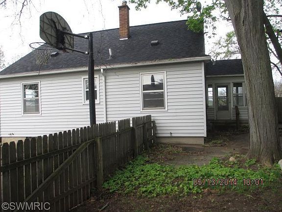 5th image of 4890 Eastern Ave SE