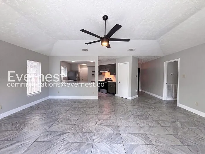 1334 Willersley Ln — Photo 5