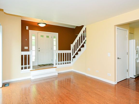 3rd image of 1466 Queensgreen Cir #1601