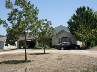 560 E Zipp Rd, New Braunfels, TX 78130