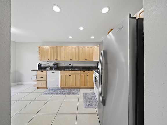 2nd image of 2474 Tahoe Cir