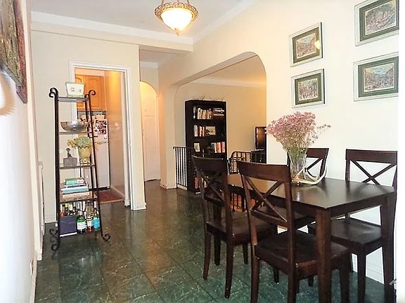 3rd image of 210 W 19th St APT 2A