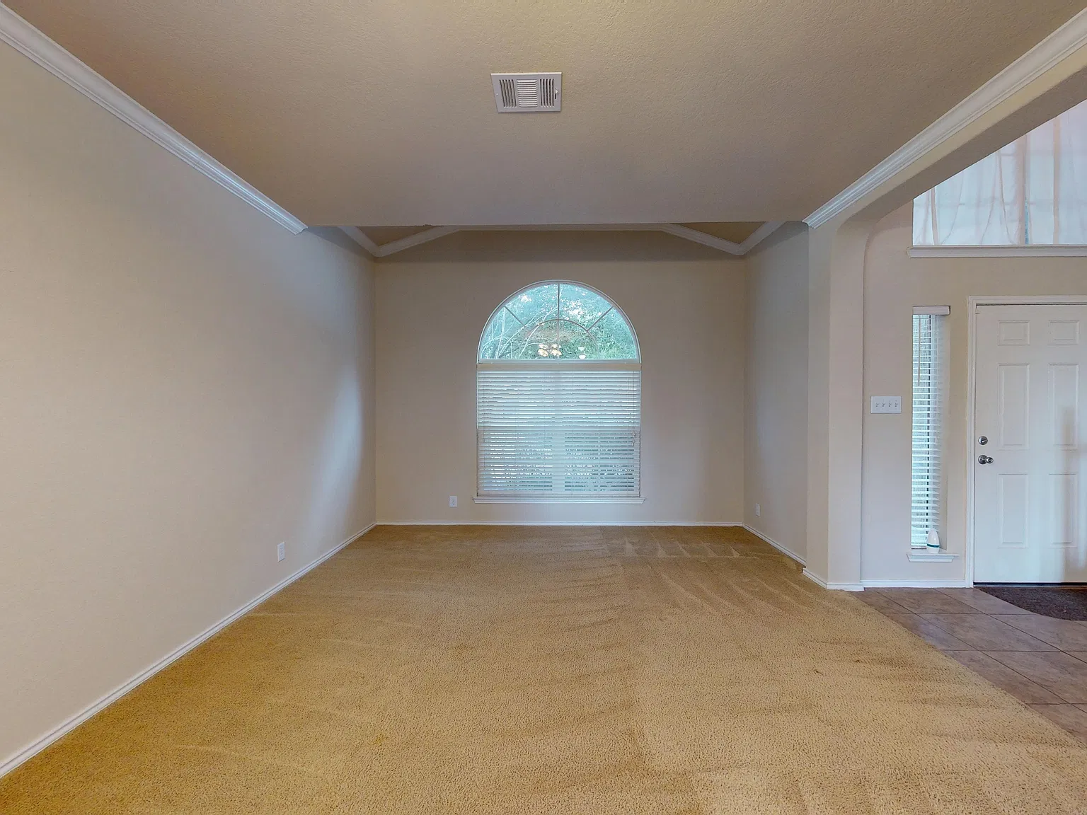 229 Kensington Drive - 1 — Photo 4